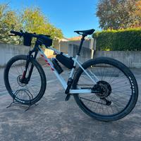 Mountain bike MTB BH ultimate 6.0 in carbonio