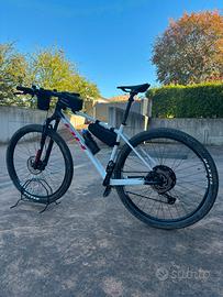Mountain bike MTB BH ultimate 6.0 in carbonio