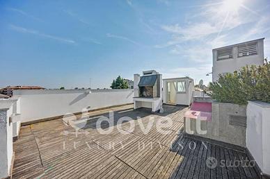 Attico / Mansarda di 191 m² con 5 locali e box aut