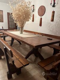 Completo arredo sala da pranzo. Rarità