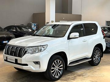 Toyota Land Cruiser 3 Porte 2.8 d-4d Lounge auto -
