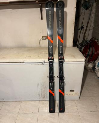 SCi blizzard firsbord