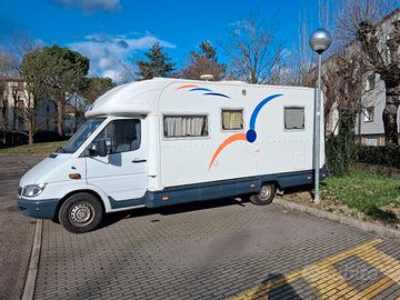 camper semi integrale