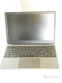 Hero book Pro CHUWI per pezzi ricambio.