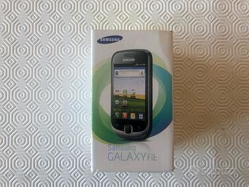 📱 Samsung Galaxy Fit GT-S5670 (con scatola)