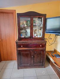 credenza di fine 800