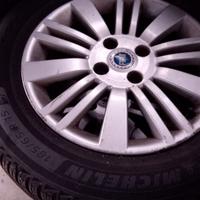 4 cerchi in lega e gomme 185/65 R15 Grande Punto