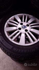 4 cerchi in lega e gomme 185/65 R15 Grande Punto