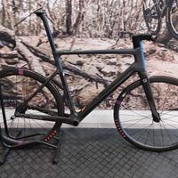 FOCUS IZALCO MAX 9.9 DISC 2025