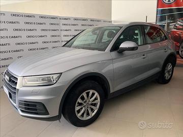 AUDI Q5 35 TDI quattro S tronic Business Sport