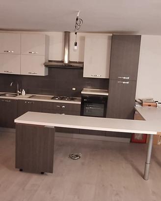 Cucina completa MAI USATA
