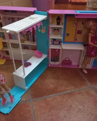 armadio di barbie