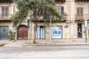 locale-commerciale-c-1-con-2-vetrine-su-strada