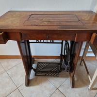 MACCHINA DA CUCITO NECCHI VINTAGE CON MOBILE