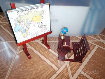 Casa delle bambole banco scolastico mappamondo 
