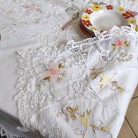 Tovaglia Antica Corredo Ricamata a Mano - 265x232