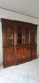 Credenza con vetrina