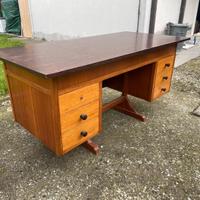 SCRIVANIA IN LEGNO MASSELLO