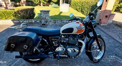 bonneville T100 
