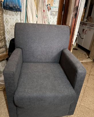 Poltrona grigia moderna Nuova condizioni perfette.