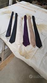 Cravatte in seta e microfibra 