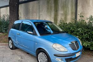 lancia y 1.2 benzina, 