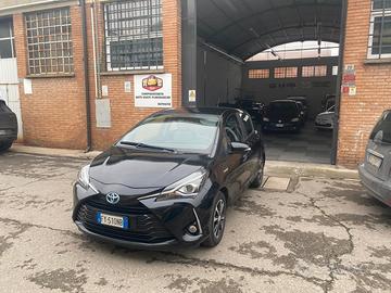 Toyota Yaris 1.5 Hybrid Active Plus CAMBIO AUTOM. 