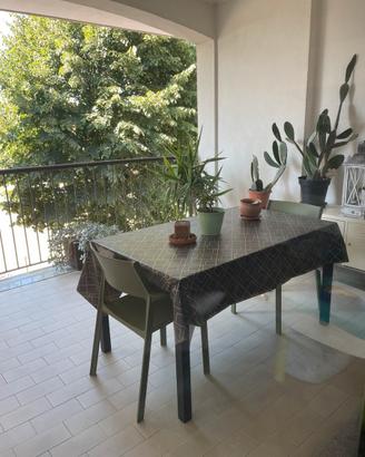 TAVOLO + SEDIE NARDI:  SET DA GIARDINO O TERRAZZO