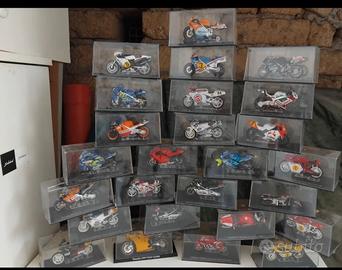 Modellini  Moto gp scala 1/24 anni 2000 e storiche