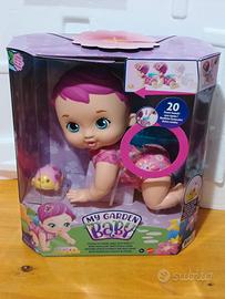 My Garden Baby bambola interattiva che gattona!