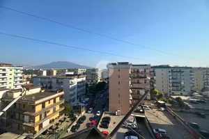 2 LOCALI A CASALNUOVO DI NAPOLI