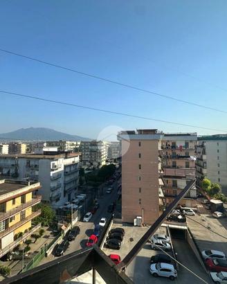 2 LOCALI A CASALNUOVO DI NAPOLI