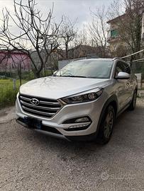 Hyundai Tucson 1.7 CRDi XPossible - Diesel