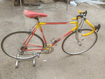 Bici da corsa vintage Neri Battaglin 