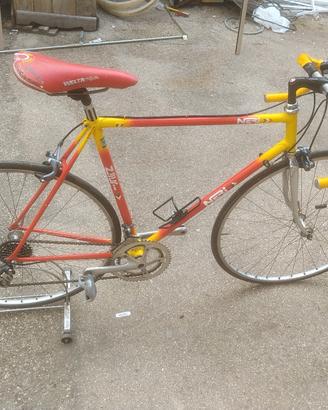 Bici da corsa vintage Neri Battaglin 