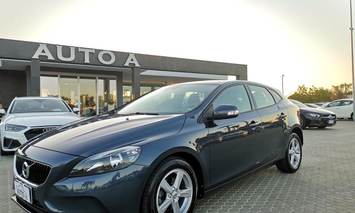 VOLVO V40 D2 Kinetic