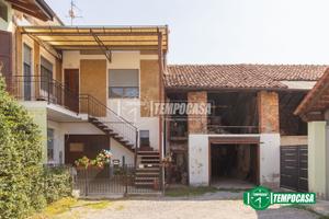 SOLUZIONE SEMINDIPENDENTE SU DUE LIVELLI CON CASSE