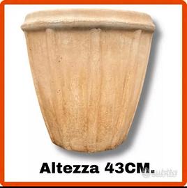 Vaso rotondo in cemento per esterno