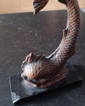 Piccola statua pesce in bronzo Fonderie Innocenti