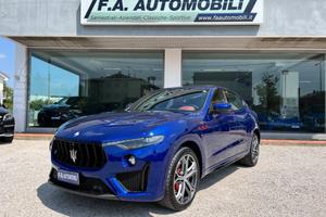 MASERATI Levante V8 580 CV AWD Trofeo