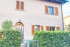 Cielo/Terra Indip. di mq 120 con giardino U/776