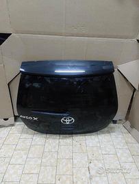 Portellone toyota aygo x