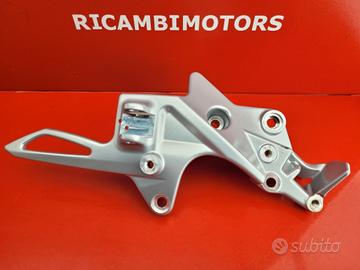 PEDANA SX BMW F800S F800ST F800R