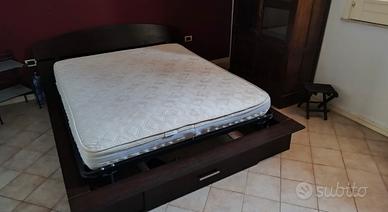 Giro letto in wenge’ con doghe