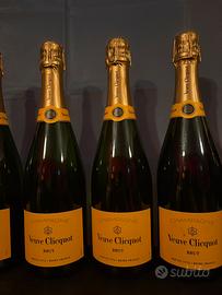 Champagne Veuve Clicquot brut 0.75L