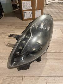 Faro anteriore alfa romeo giulietta