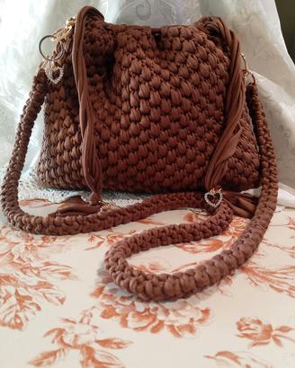 borsa a uncinetto 