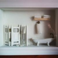 Quadro vetrinetta da parete in legno arredato bagn