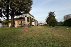 BIFAMILIARE A GALLIATE