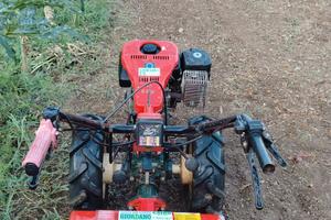 motocoltivatore goldoni uno 8. motore benzina 9cv